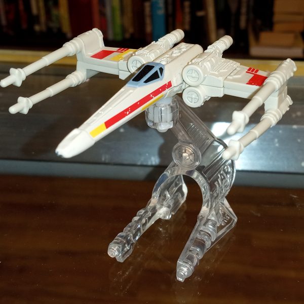 Starship Red X-Wing Skywalker Vehicle